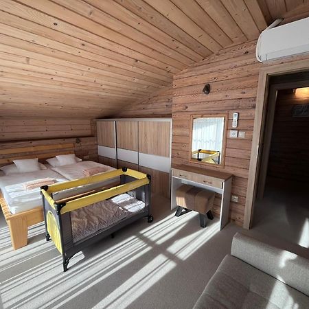 Apartments Pemikas II Liptovský Mikuláš Exteriör bild